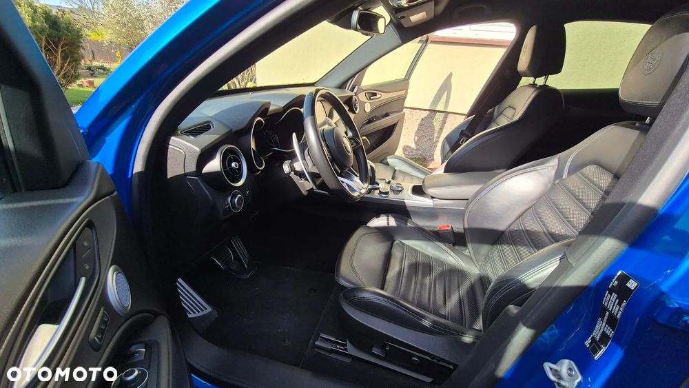 Alfa Romeo Stelvio 2.0 Turbo Veloce Q4 - 7