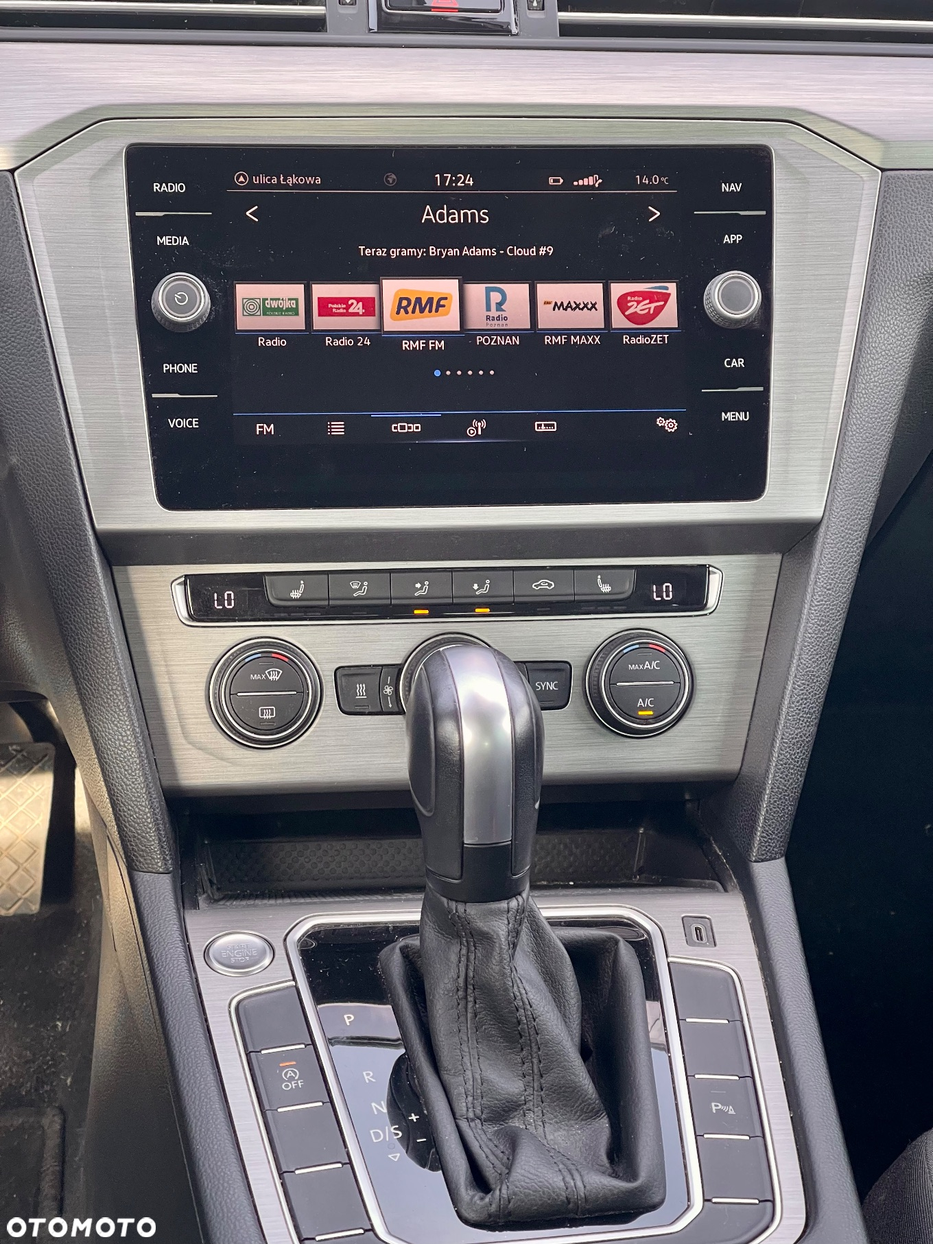 Volkswagen Passat - 19