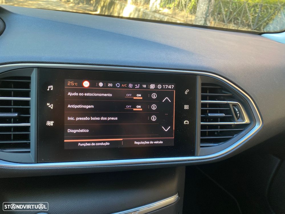 Peugeot 308 SW 1.5 BlueHDi Allure - 36
