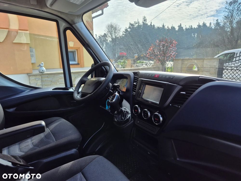 Iveco DAILY 35S21 210KM L3H2 KLIMA BHIMATIC KAMERY NAVI - 15