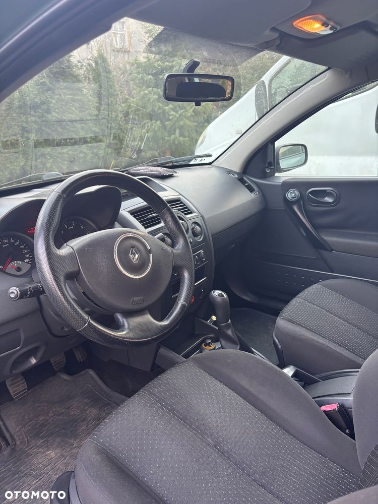 Renault Megane 1.4 Confort Authentique - 5