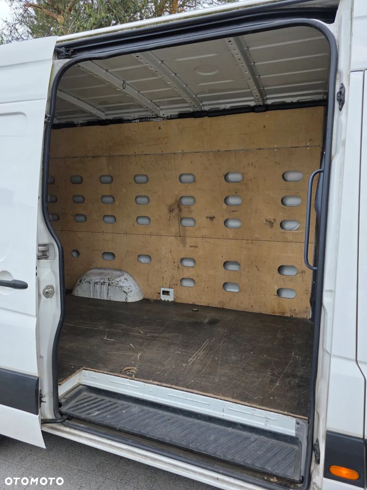 Volkswagen Crafter - 23