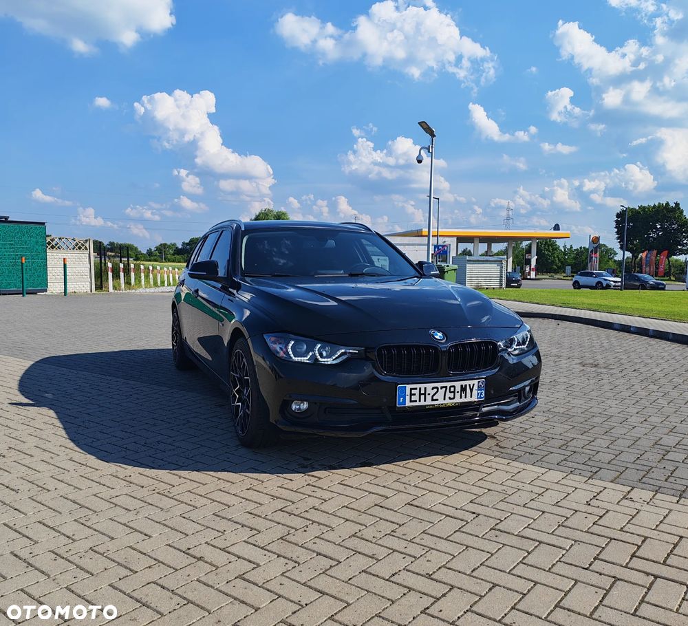 BMW Seria 3 320d Sport Line - 2