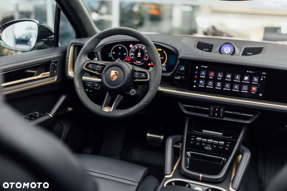 Porsche Cayenne S - 38