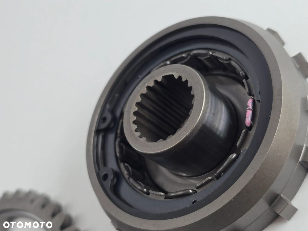 SPRZEGLO ROZRUSZNIKA LOZYSKO JEDNOKIERUNKOWE HONDA CB 1000R  SC80 - 7