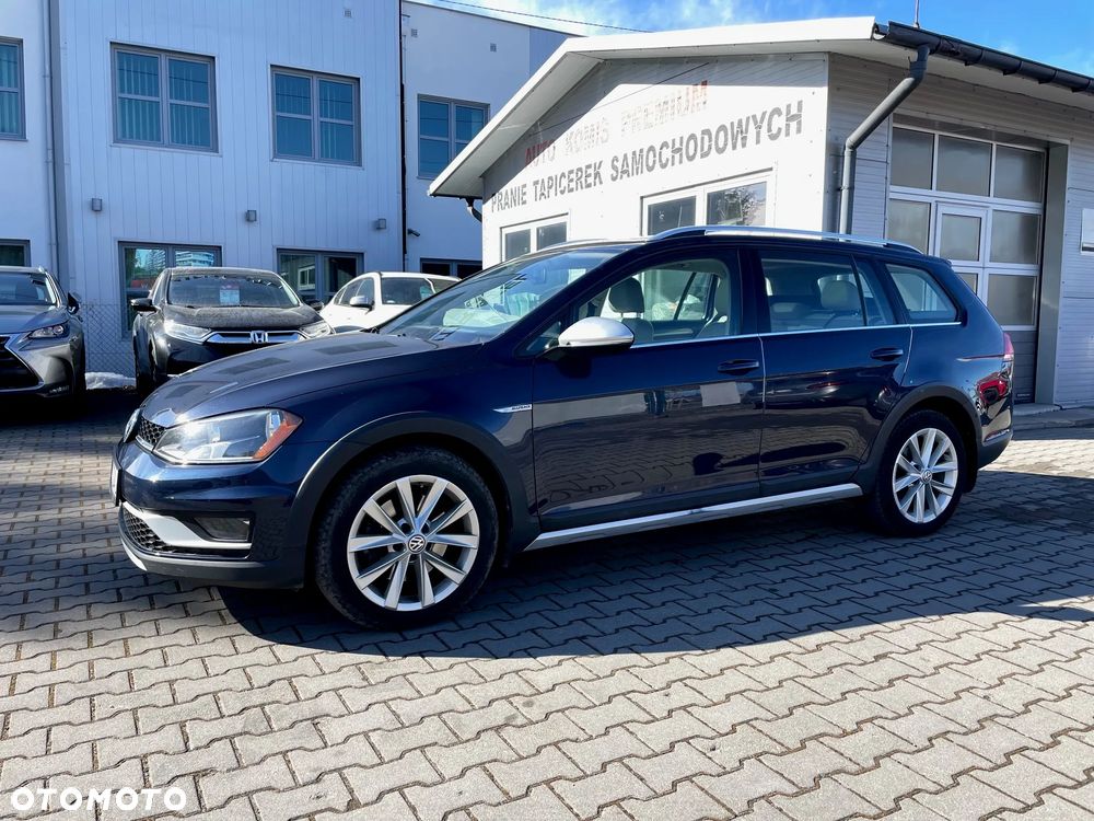 Volkswagen Golf Alltrack