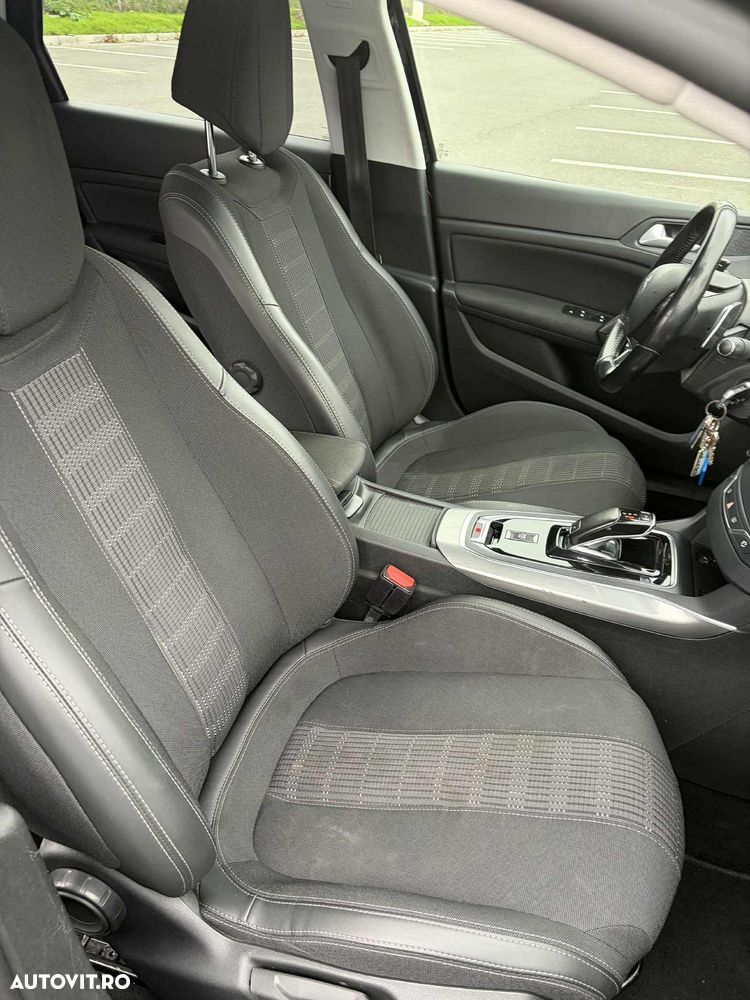 Peugeot 308 BlueHDi FAP 130 EAT8 Stop & Start Active Pack - 9