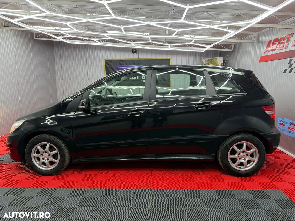 Mercedes-Benz B - 19