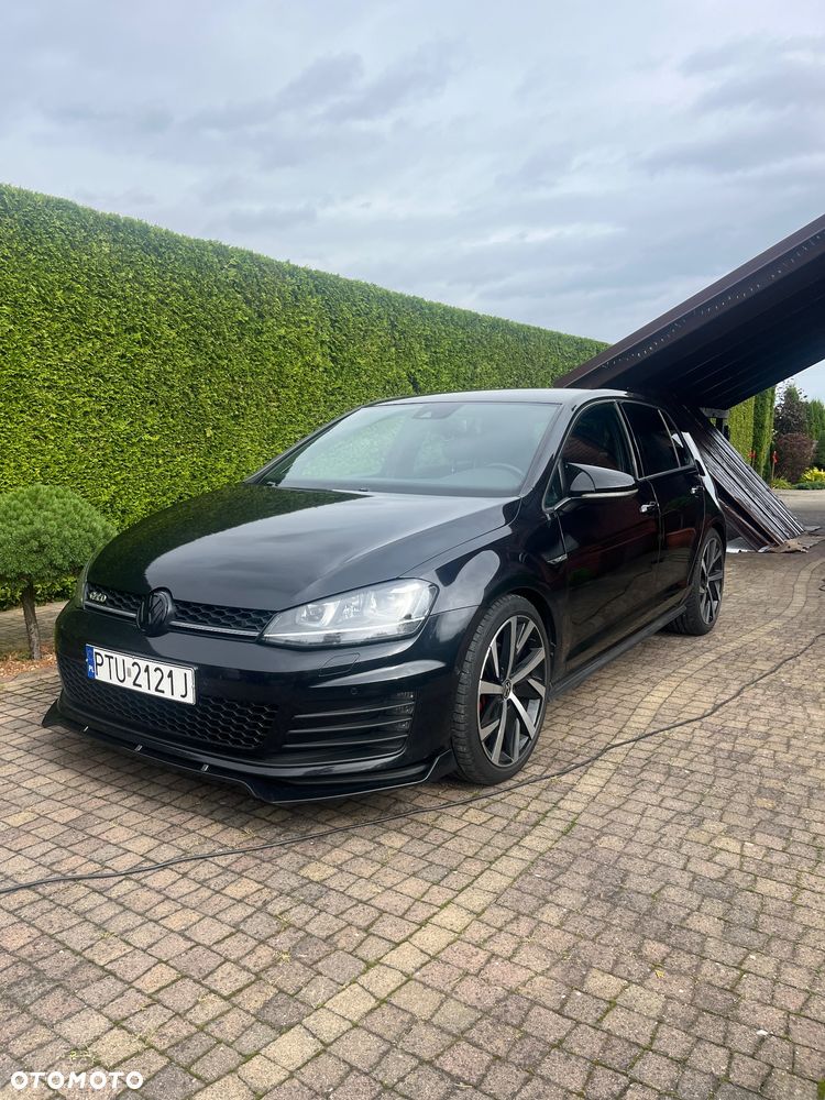 Volkswagen Golf 2.0 TDI BMT GTD - 3