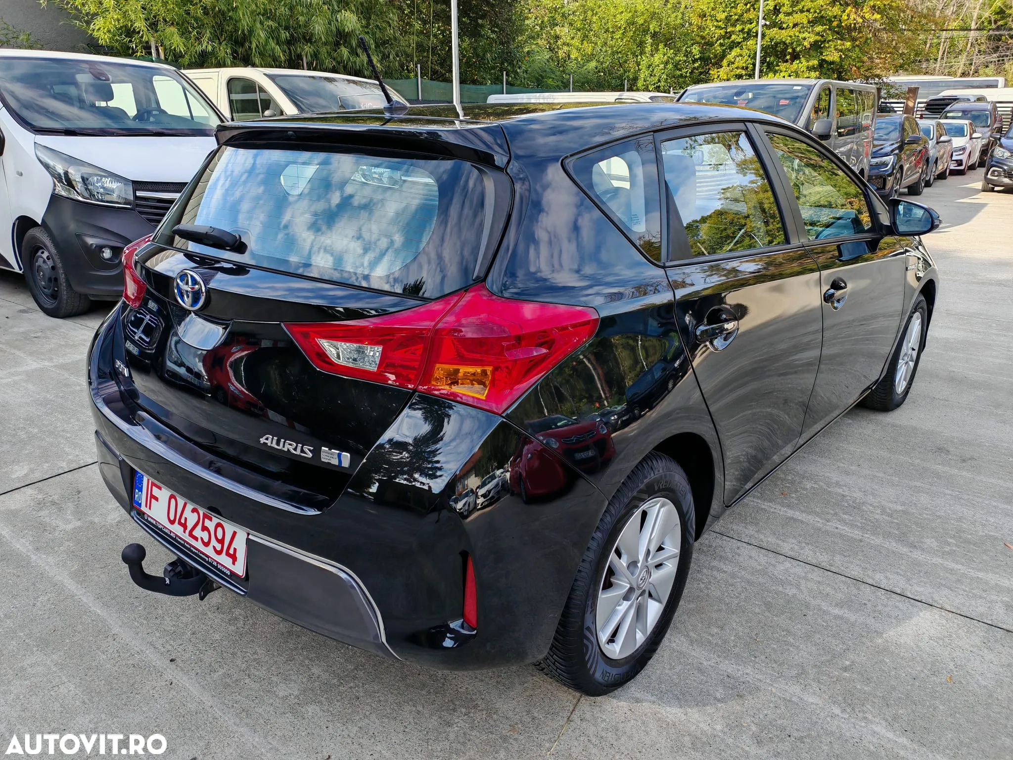Toyota Auris 1.8 L VVT-i Hybrid Luna - 4