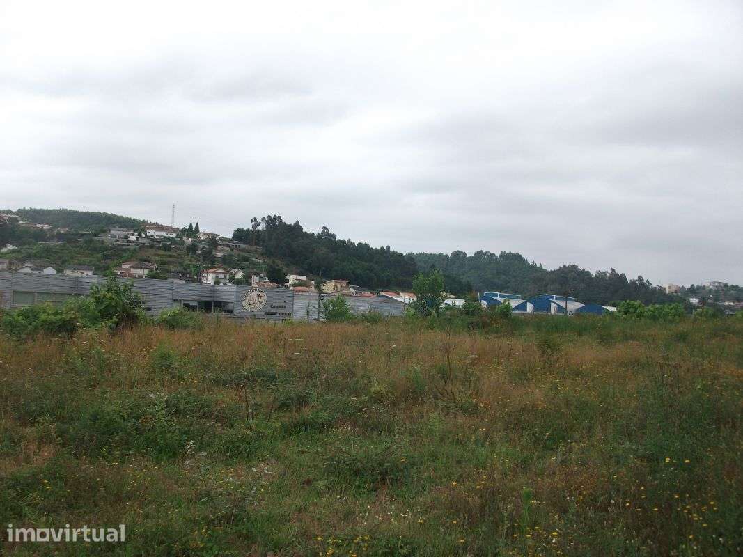Excelente Terreno Industrial - Grande imagem: 3/4