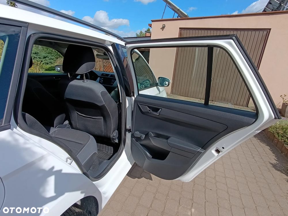 Skoda Fabia 1.0 Ambition - 16