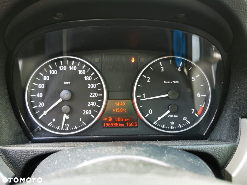 BMW Seria 3 320i - 22