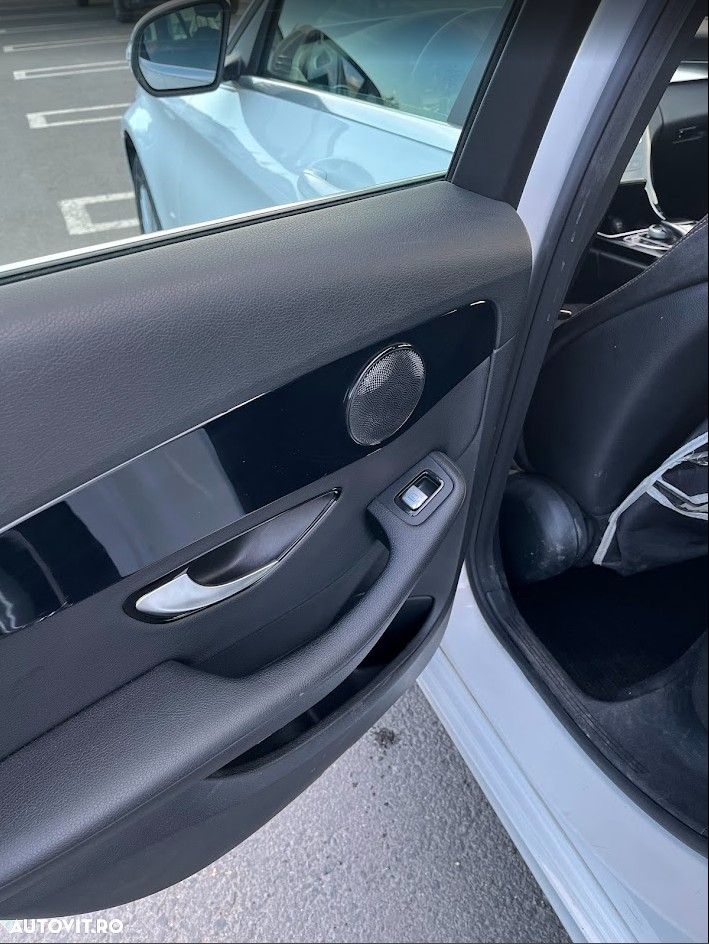 Mercedes-Benz C - 5