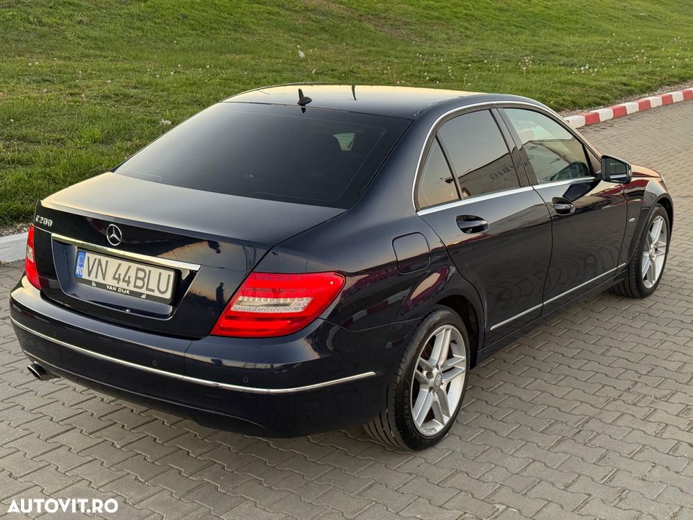 Mercedes-Benz C 200 T (BlueEFFICIENCY) 7G-TRONIC Avantgarde - 3