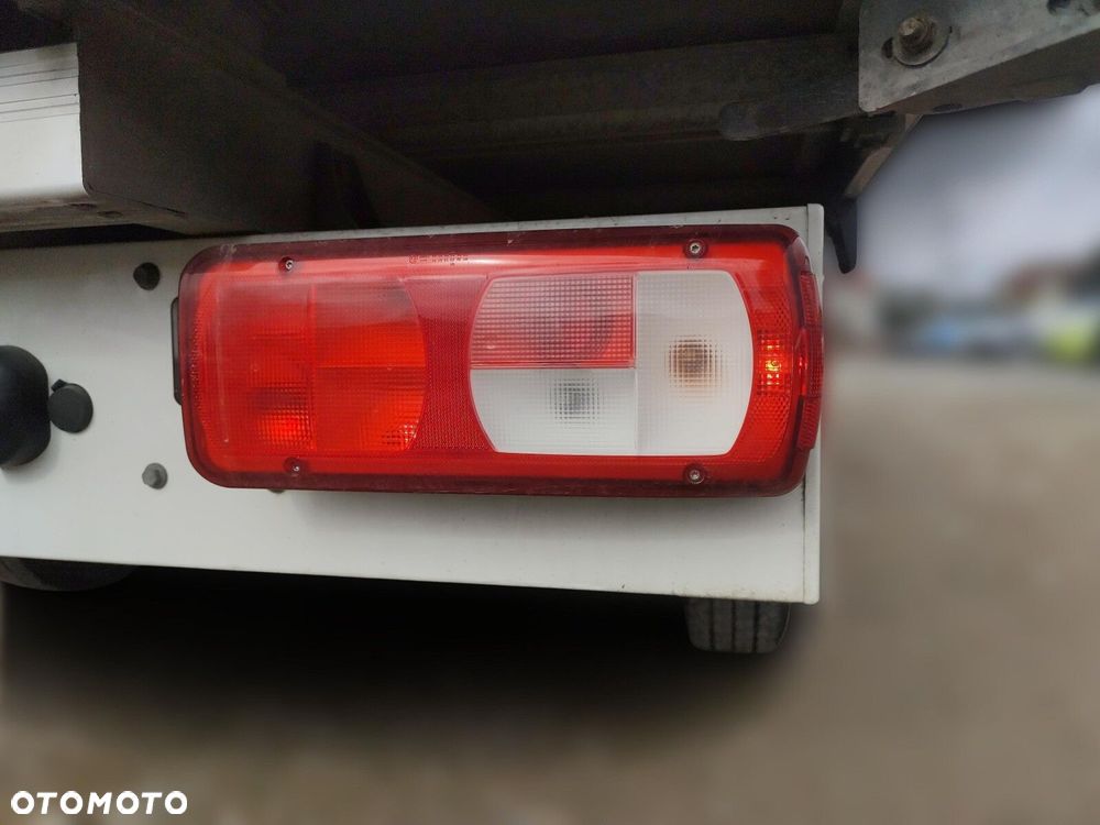 Volkswagen Crafter 35 Podwójna kabina - 27