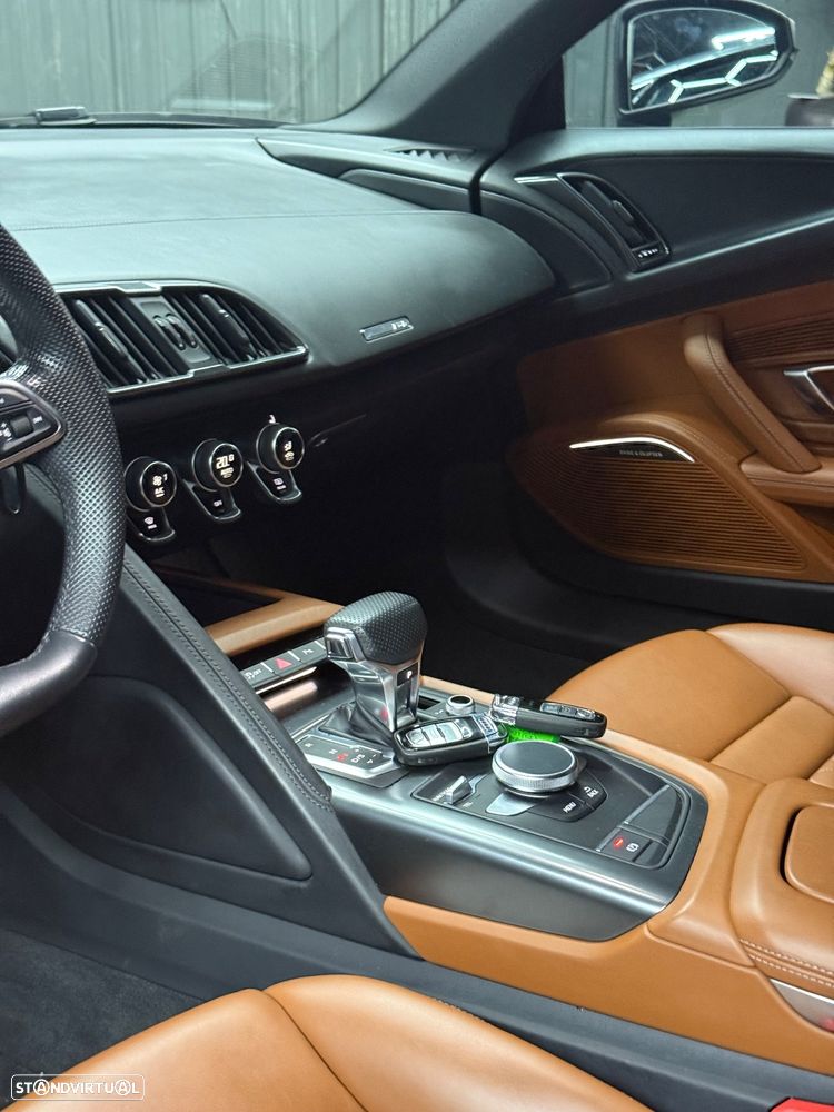 Audi R8 Coupé V10 5.2 FSI quattro S tronic - 7