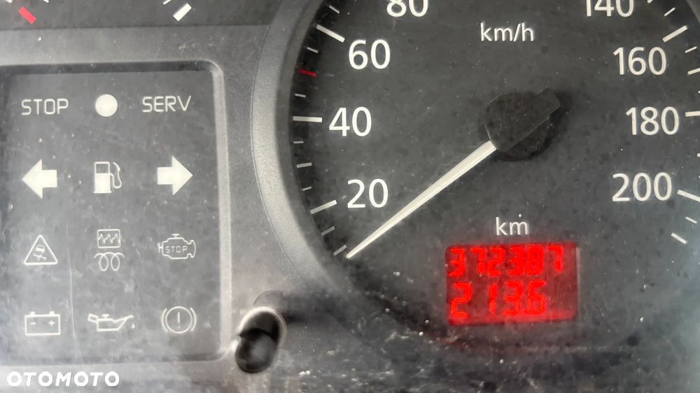 Renault TRAFIC - 29