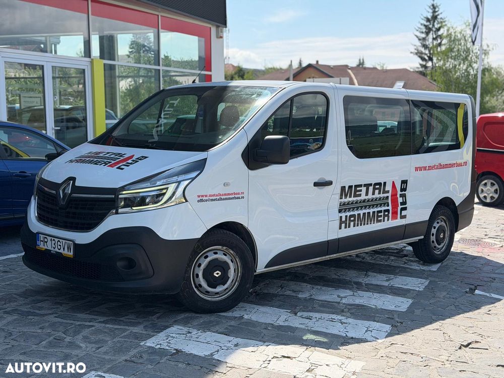 Renault Trafic 2.0 Blue dCi 110 S&S L2 8+1 Life - 2