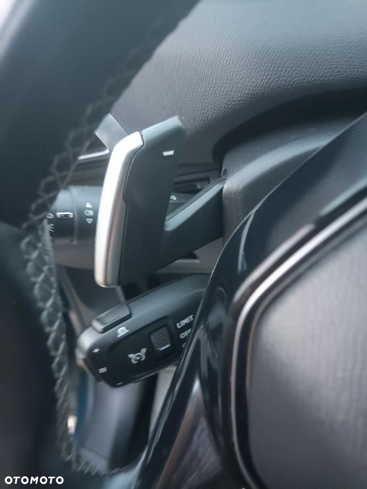 Peugeot 3008 1.5 BlueHDi Allure Pack S&S EAT8 - 12