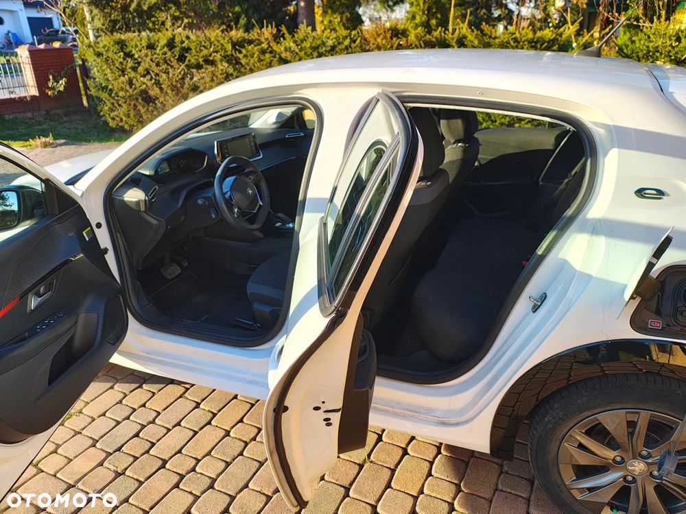 Peugeot 208 - 7