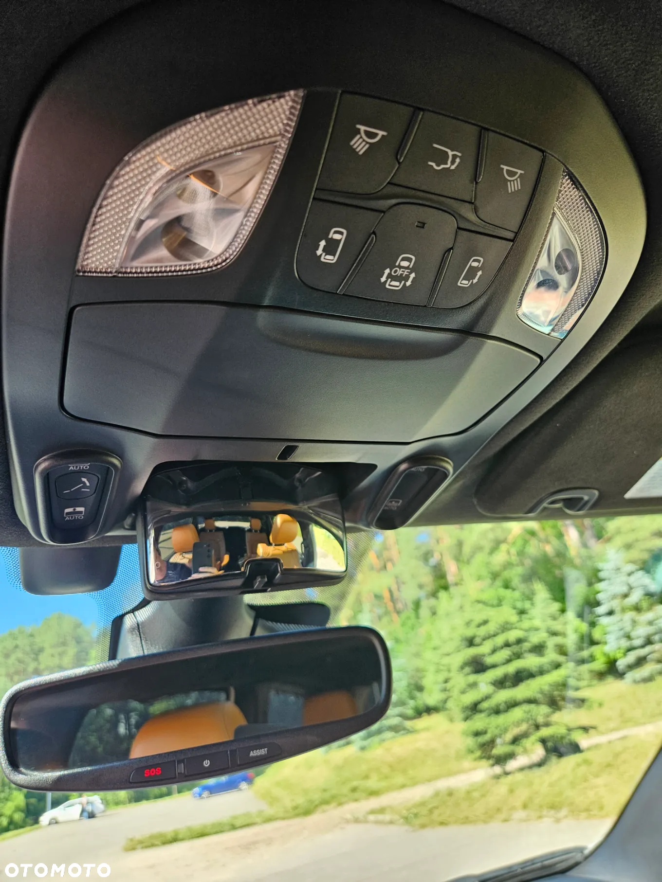 Chrysler Pacifica - 27