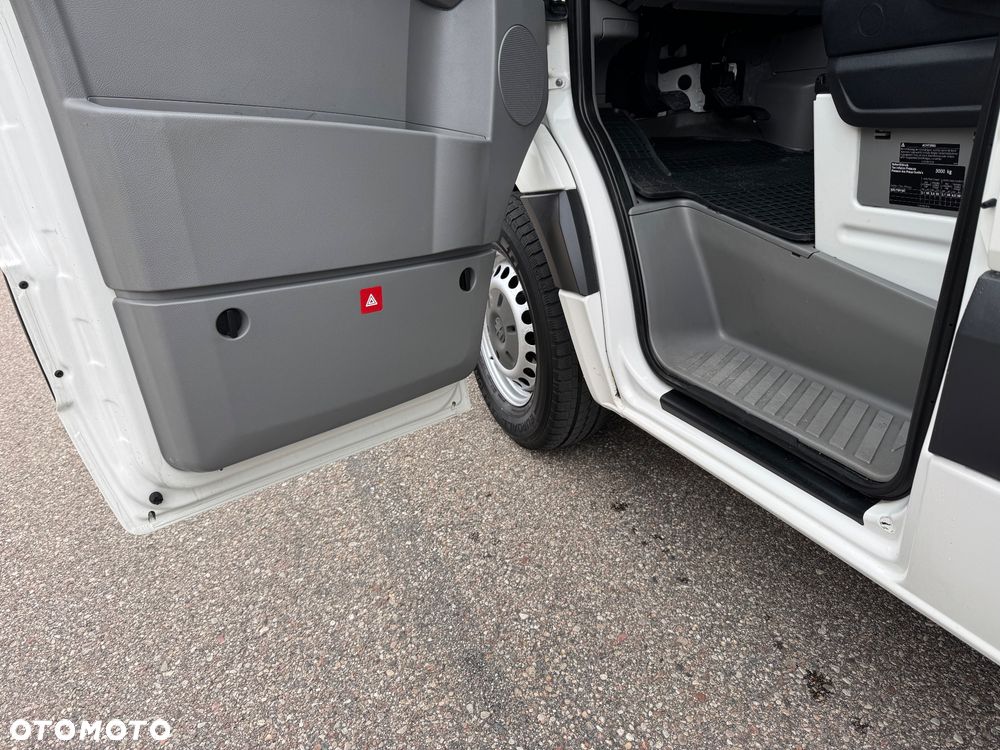 Volkswagen Crafter - 28