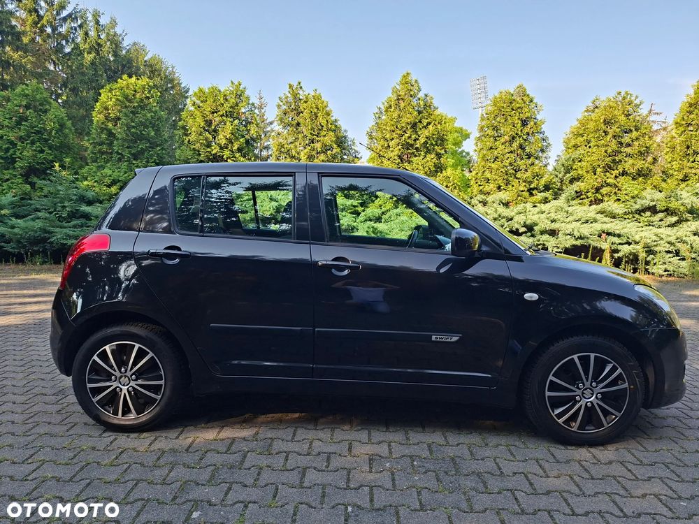 Suzuki Swift 1.5 GLX / Comfort - 4