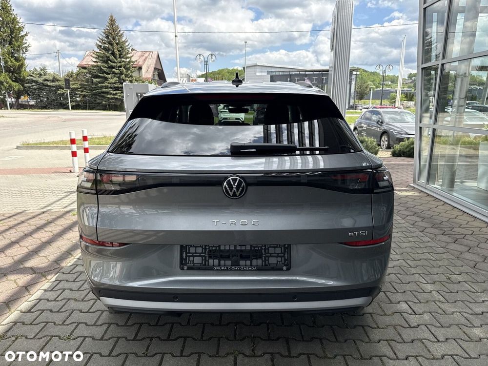 Volkswagen T-Roc 1.5 eTSI Life DSG - 12