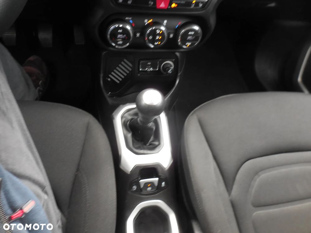 Jeep Renegade - 20