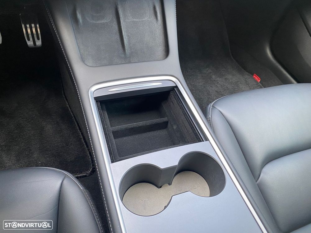 Tesla Model 3 Long Range Tração Integral - 29