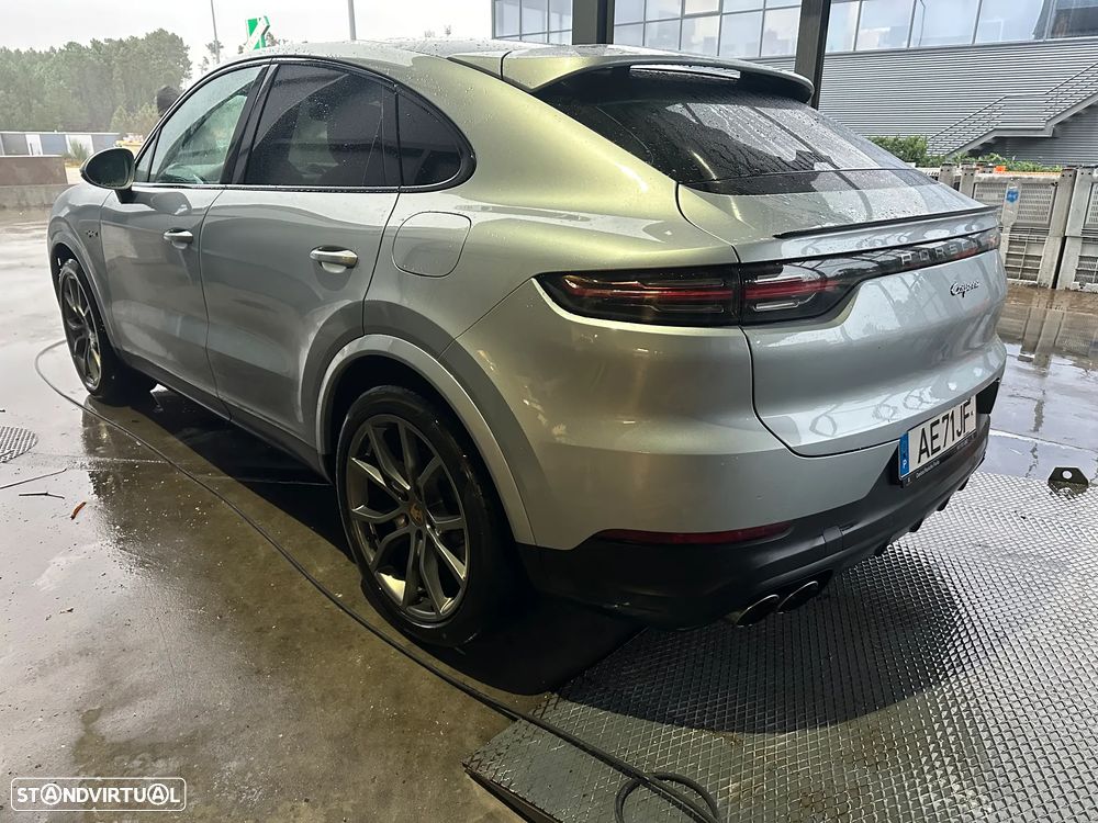 Porsche Cayenne Coupé - 4
