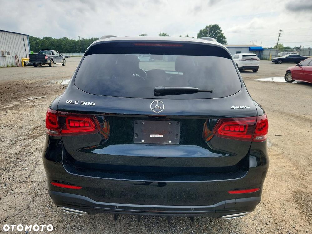 Mercedes-Benz GLC - 6