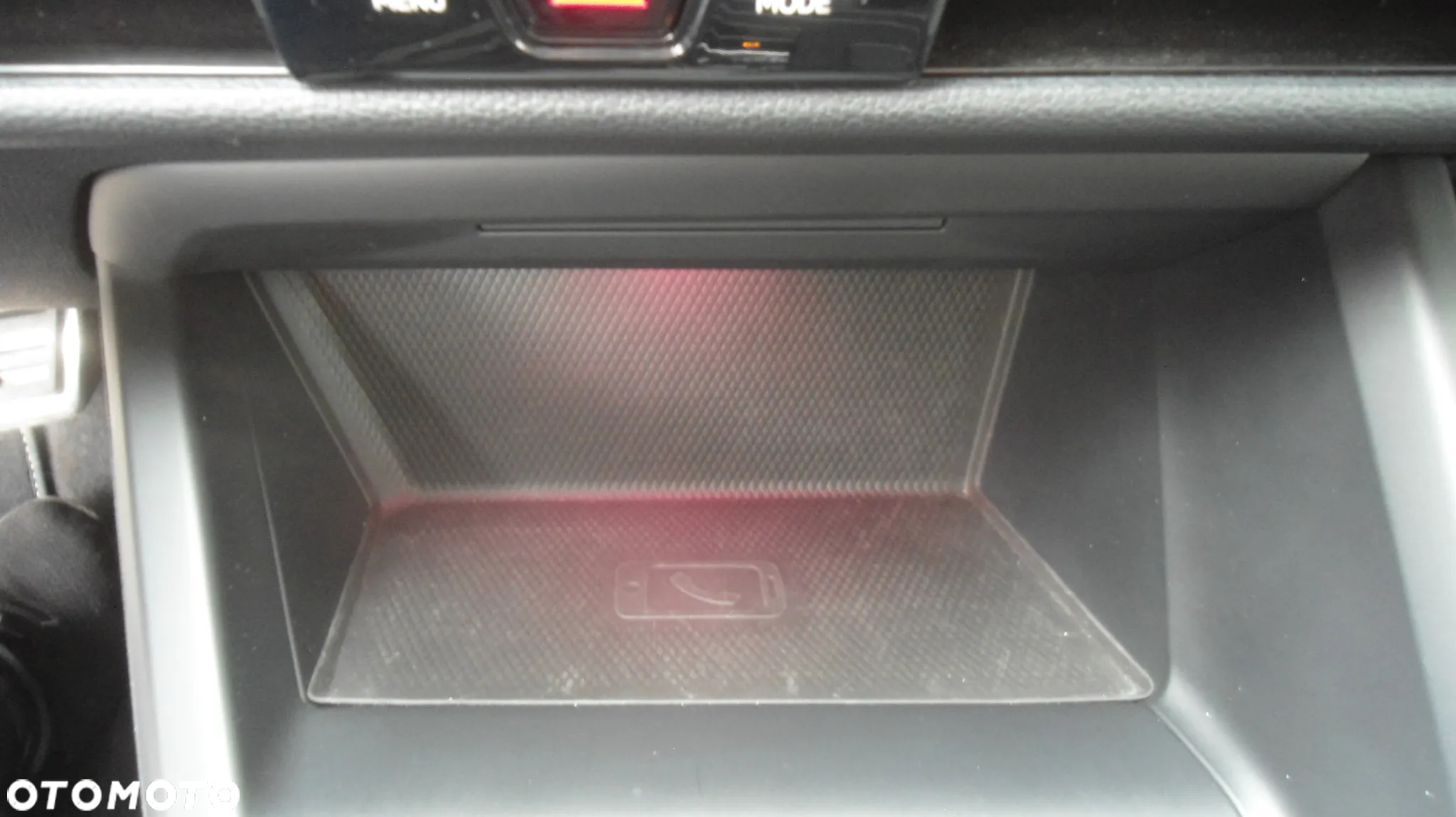 Volkswagen Golf - 28