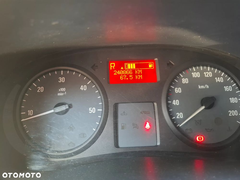Opel Vivaro - 3