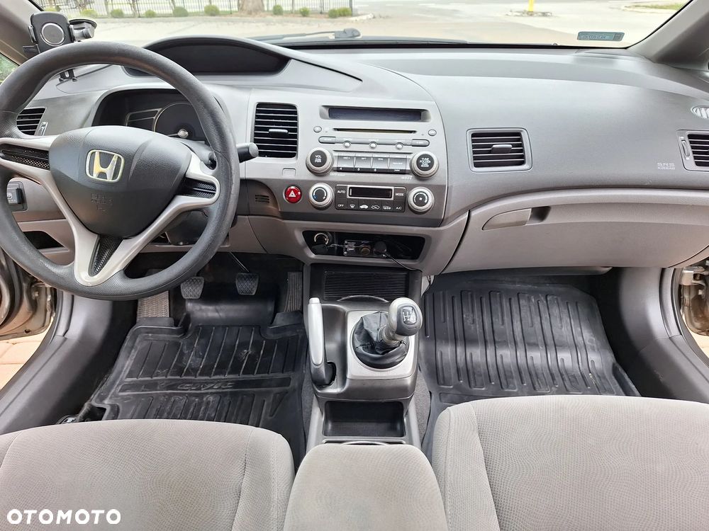 Honda Civic 1.8 Comfort - 17