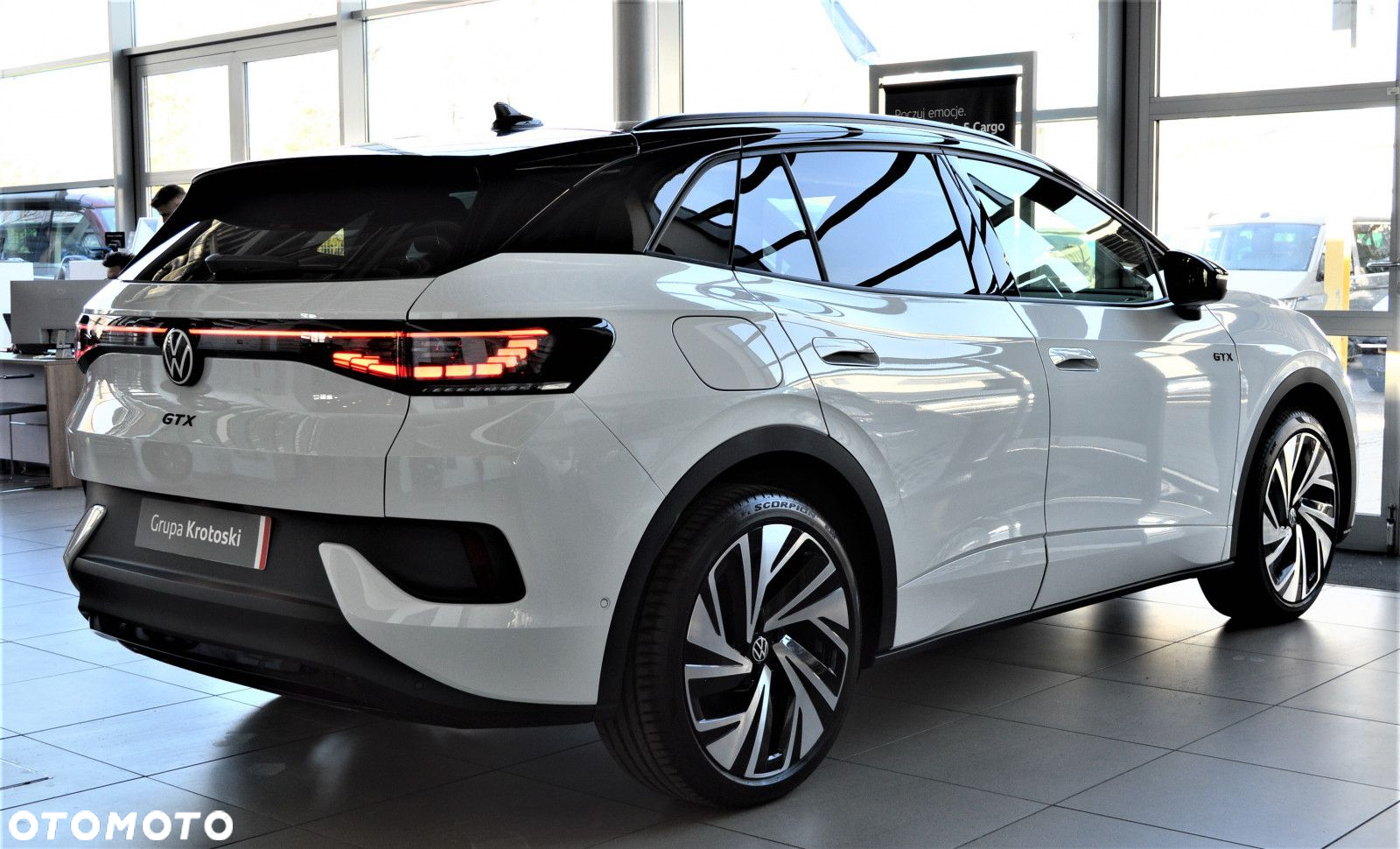 Volkswagen ID.4 - 11