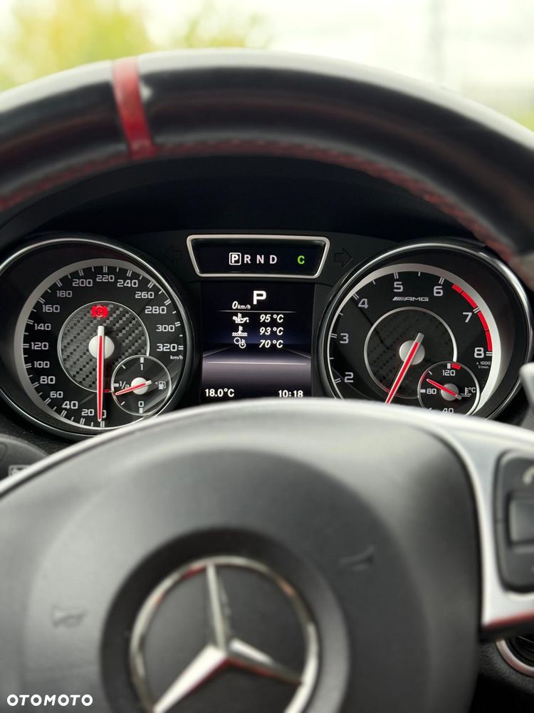 Mercedes-Benz CLA 45 AMG 4-Matic - 7