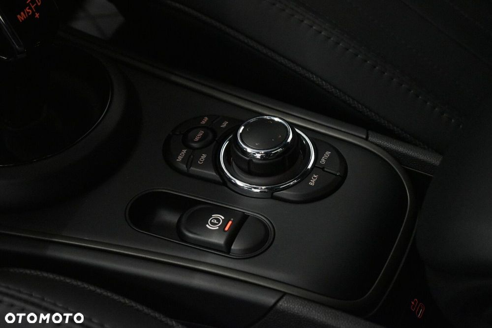 MINI John Cooper Works - 21