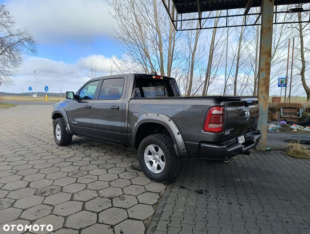 RAM 1500 Crew Cab Shortbed Bighorn - 4