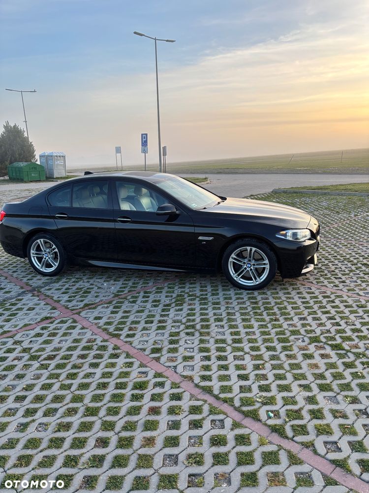 BMW 5 Series 2015 photo 4