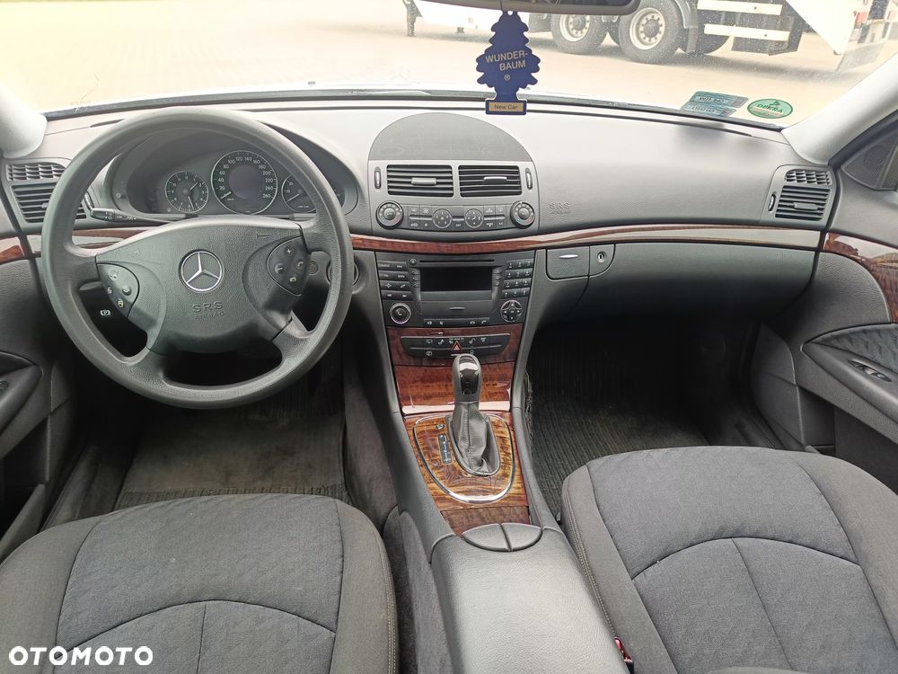 Mercedes-Benz Klasa E - 20