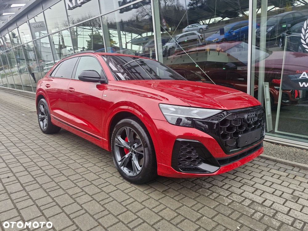 Audi Q8 - 2