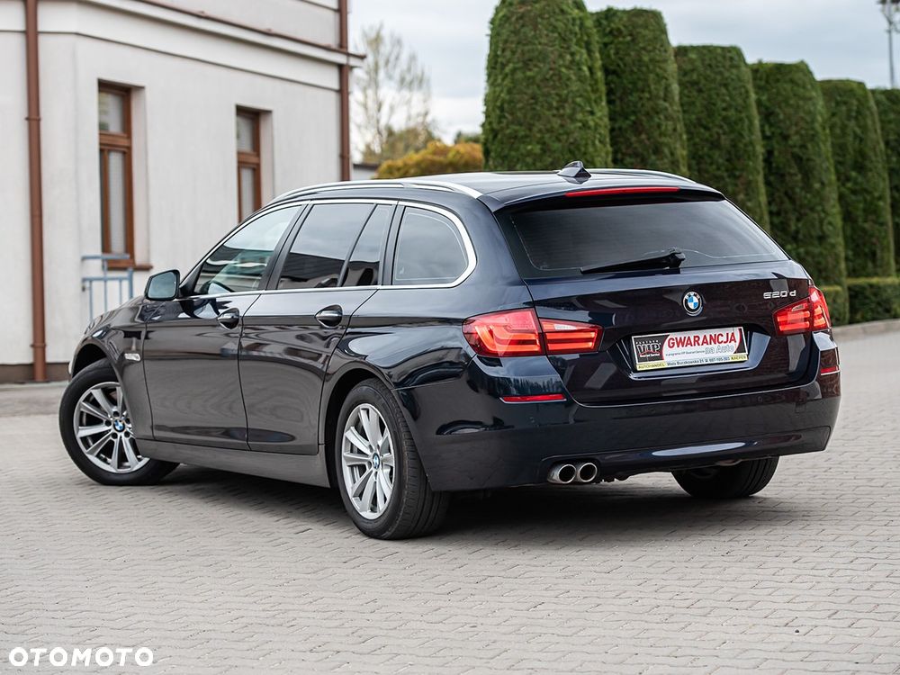 BMW Seria 5 520d - 7