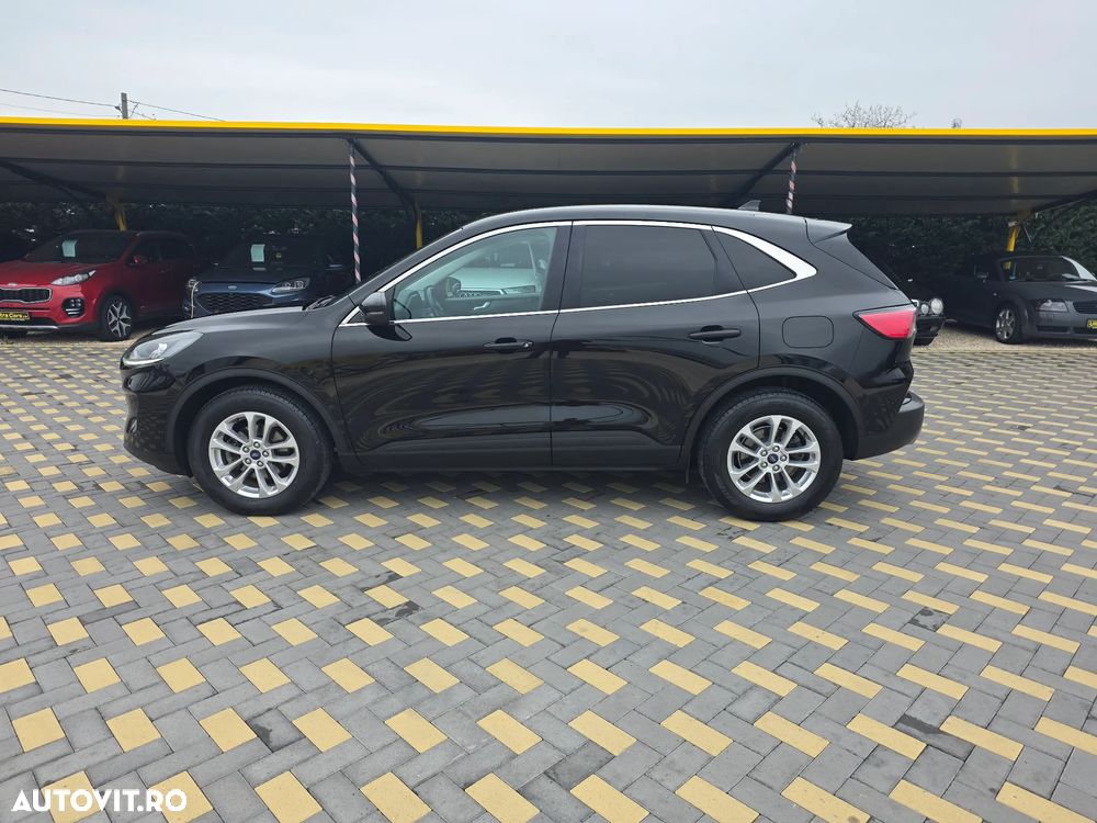 Ford Kuga - 2