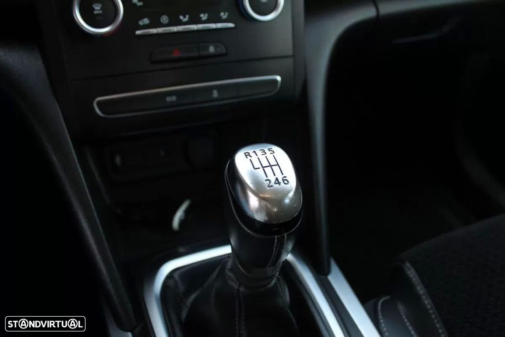 Renault Mégane Sport Tourer 1.5 dCi Intens - 6