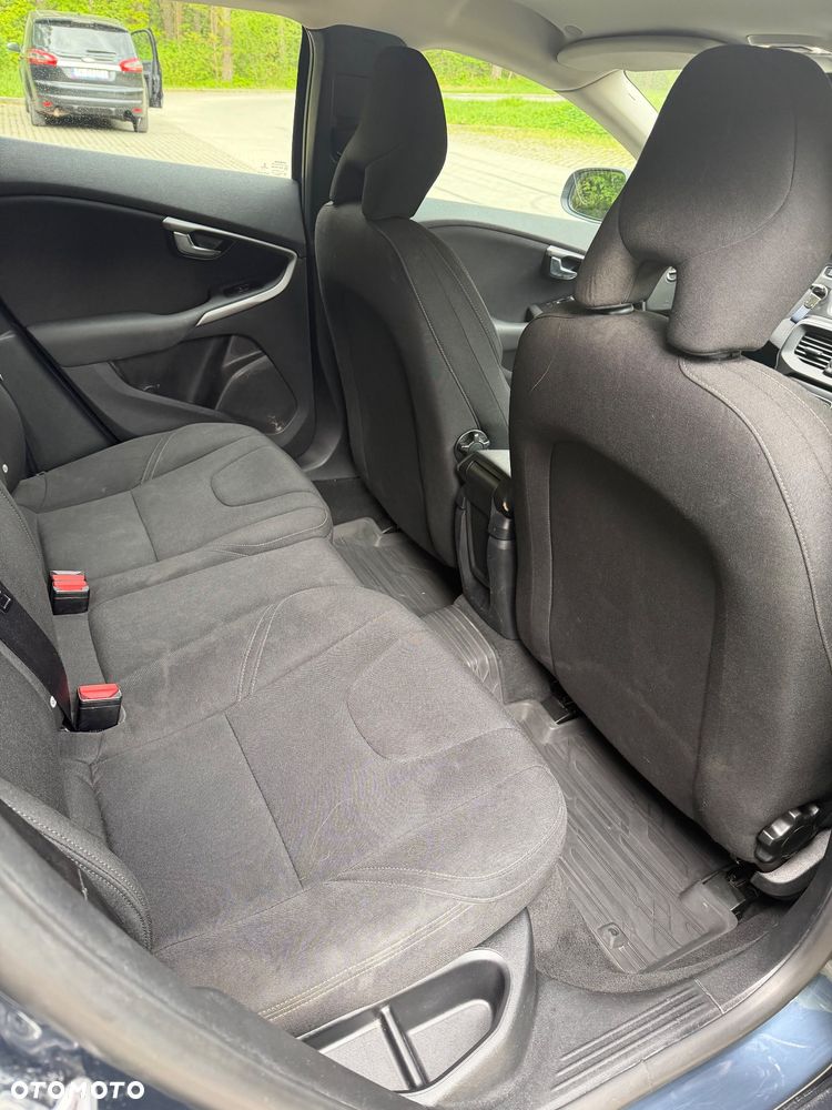 Volvo V40 D2 Inscription - 1