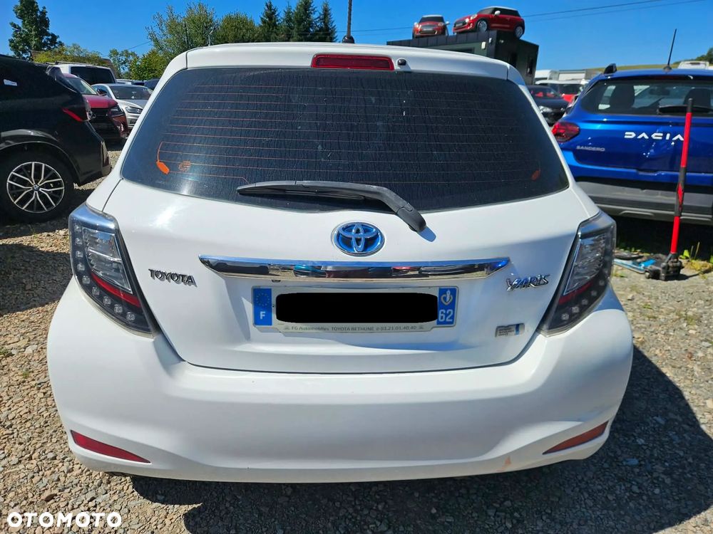 Toyota Yaris 1.5 VVT-i Comfort - 3