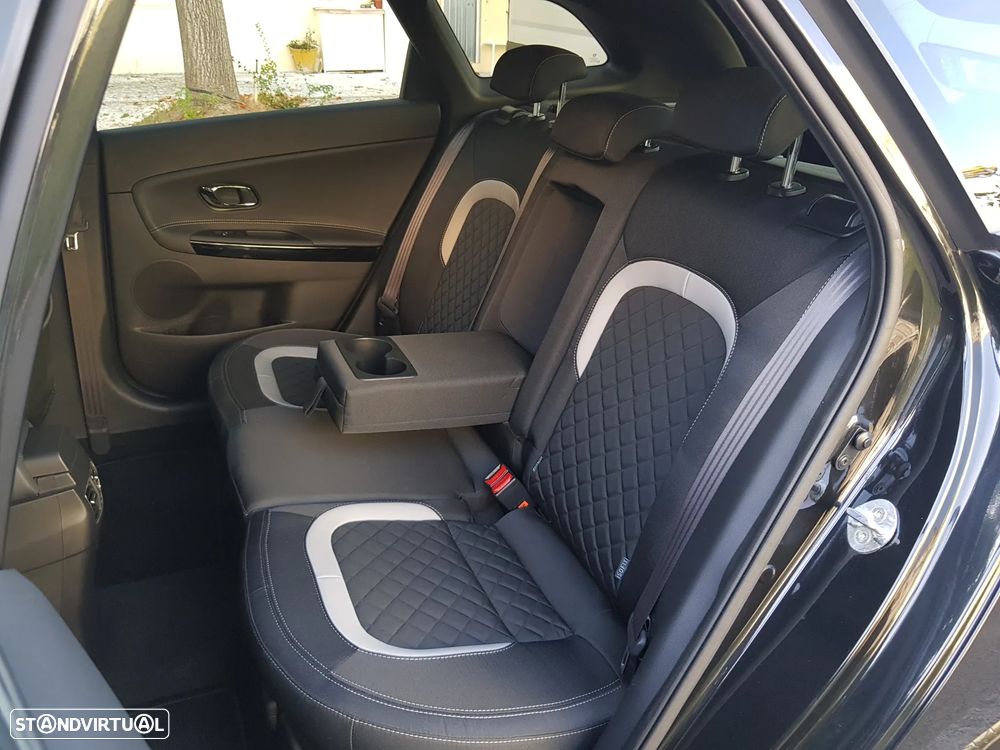 Kia Ceed SW 1.6 CRDi GT Line - 34