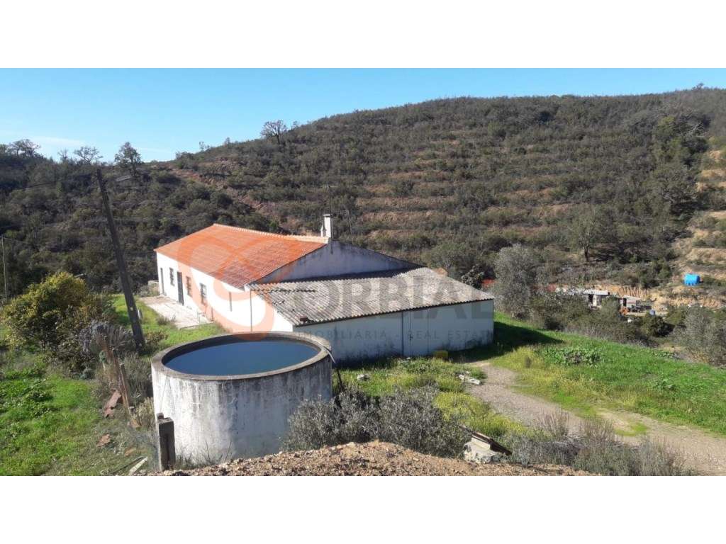 Fantástica Moradia situada no Barrocal Algarvio - Grande imagem: 2/44